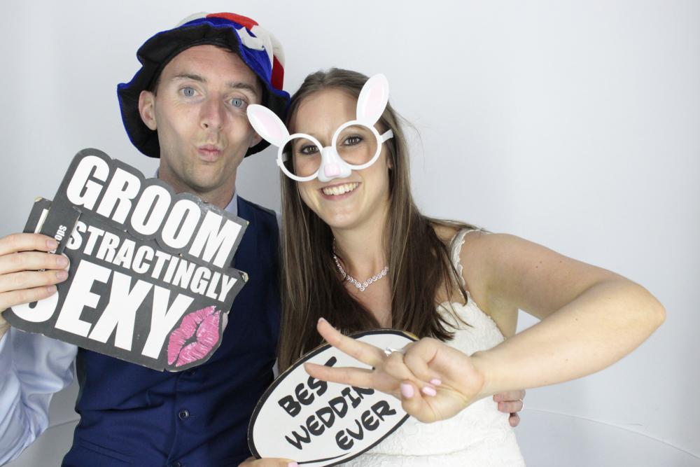 Laura & Matt's Wedding | View more photos from the event at gallery.myphotoboothexperience.co.uk/u/MyPhotoBoothExperienceLtd/Laura-Matts-Wedding